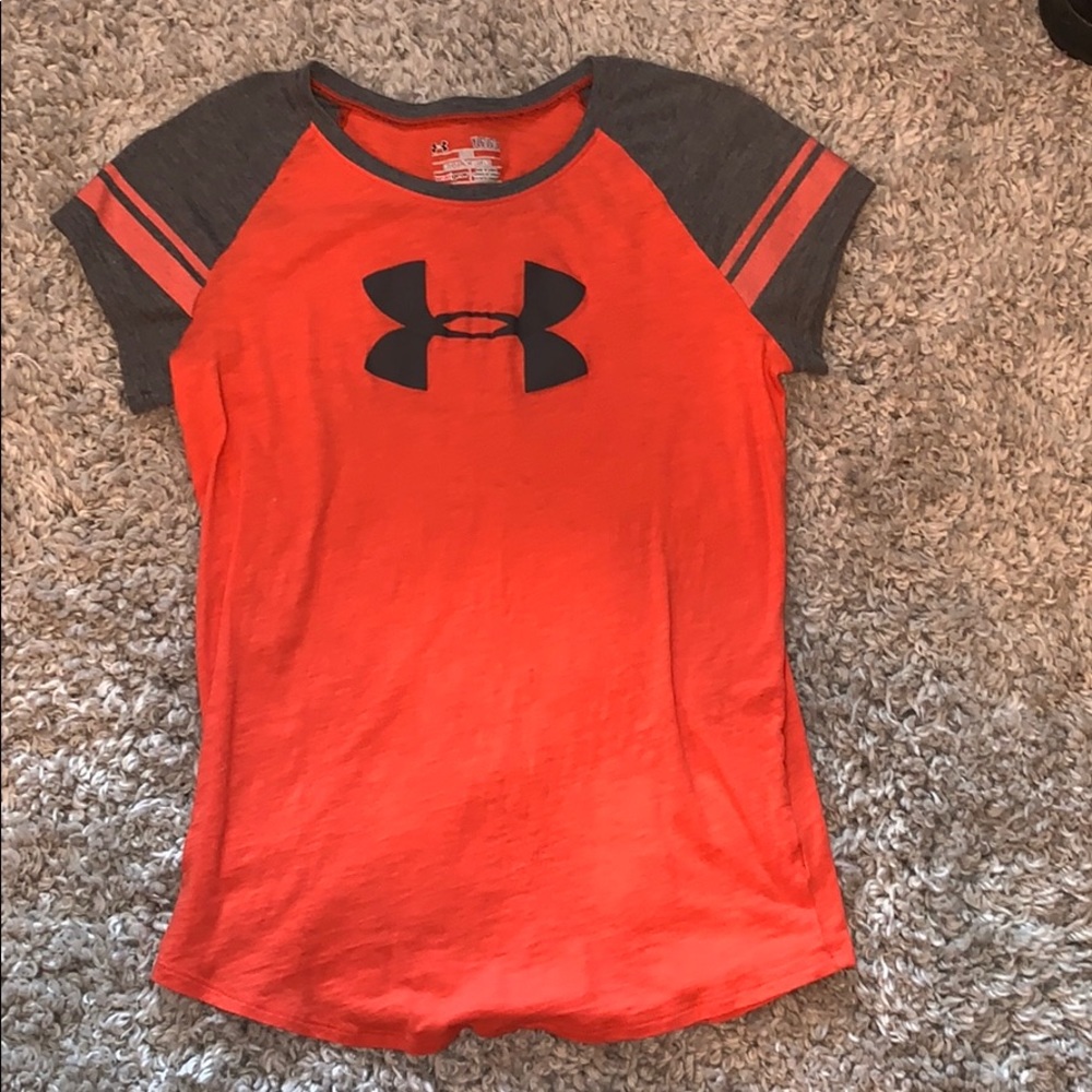 Under armor shirt